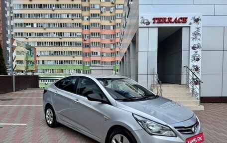 Hyundai Solaris II рестайлинг, 2016 год, 735 000 рублей, 5 фотография