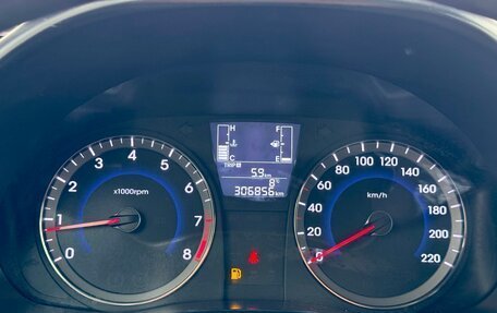 Hyundai Solaris II рестайлинг, 2016 год, 735 000 рублей, 20 фотография