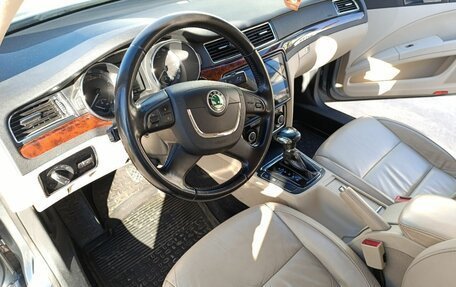 Skoda Superb III рестайлинг, 2012 год, 1 000 000 рублей, 5 фотография