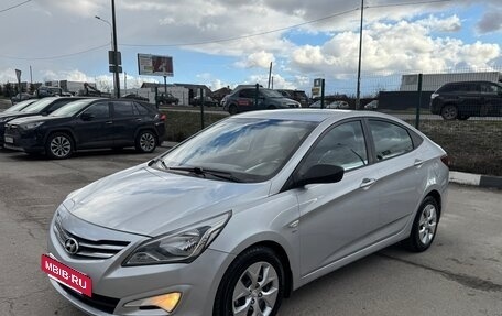 Hyundai Solaris II рестайлинг, 2016 год, 735 000 рублей, 24 фотография