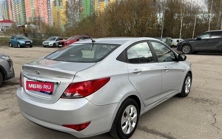 Hyundai Solaris II рестайлинг, 2016 год, 735 000 рублей, 22 фотография