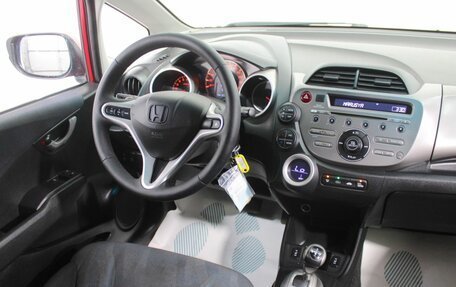 Honda Jazz II рестайлинг, 2009 год, 749 000 рублей, 16 фотография