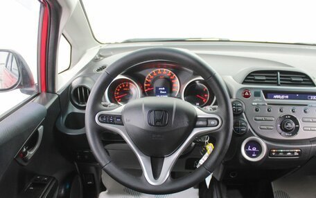 Honda Jazz II рестайлинг, 2009 год, 749 000 рублей, 18 фотография
