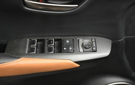 Lexus NX I, 2018 год, 3 335 000 рублей, 29 фотография