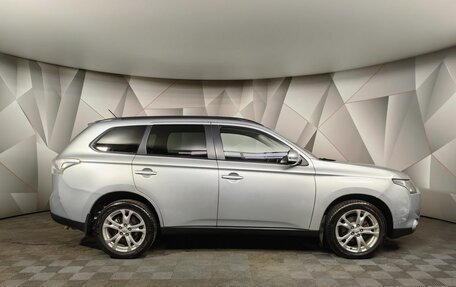 Mitsubishi Outlander III рестайлинг 3, 2012 год, 1 483 000 рублей, 6 фотография