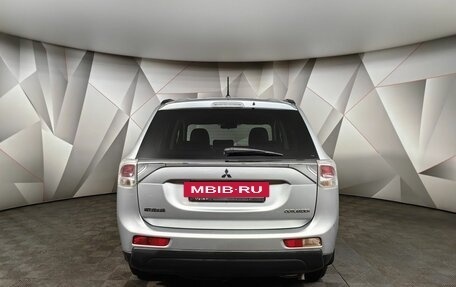 Mitsubishi Outlander III рестайлинг 3, 2012 год, 1 483 000 рублей, 8 фотография