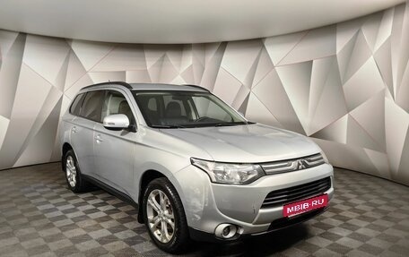Mitsubishi Outlander III рестайлинг 3, 2012 год, 1 483 000 рублей, 3 фотография