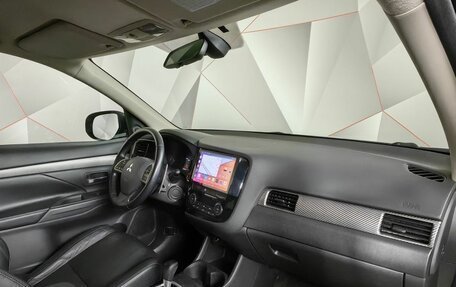 Mitsubishi Outlander III рестайлинг 3, 2012 год, 1 483 000 рублей, 12 фотография