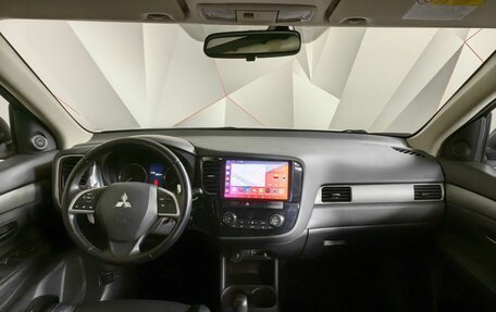 Mitsubishi Outlander III рестайлинг 3, 2012 год, 1 483 000 рублей, 13 фотография