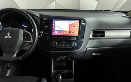 Mitsubishi Outlander III рестайлинг 3, 2012 год, 1 483 000 рублей, 14 фотография