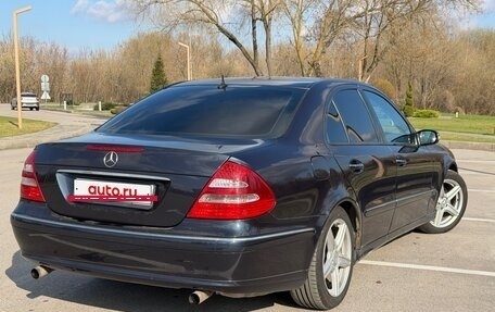 Mercedes-Benz E-Класс, 2002 год, 750 000 рублей, 3 фотография