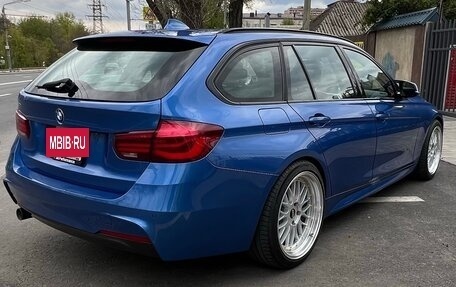 BMW 3 серия, 2019 год, 1 950 000 рублей, 4 фотография