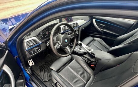 BMW 3 серия, 2019 год, 1 950 000 рублей, 8 фотография