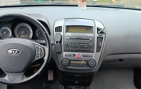 KIA cee'd I рестайлинг, 2009 год, 600 000 рублей, 3 фотография