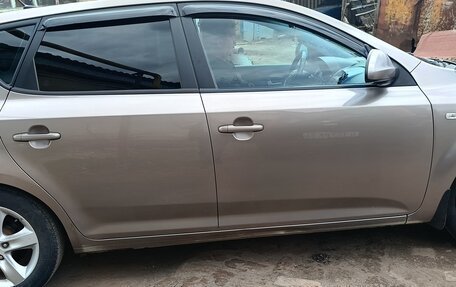 KIA cee'd I рестайлинг, 2009 год, 600 000 рублей, 2 фотография
