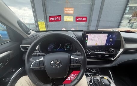 Toyota Highlander, 2025 год, 5 200 000 рублей, 8 фотография