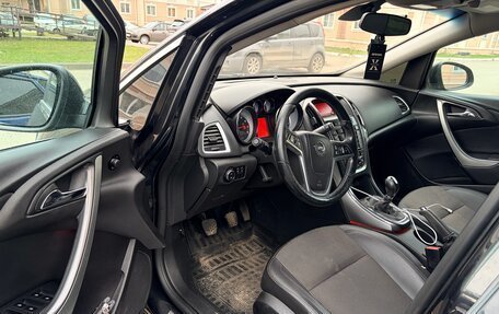 Opel Astra J, 2013 год, 600 000 рублей, 3 фотография