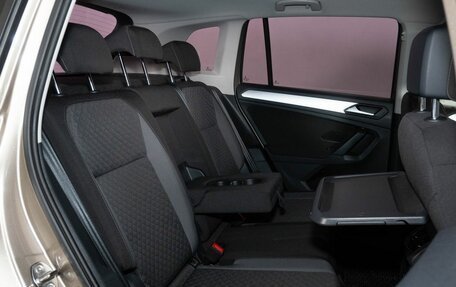 Volkswagen Tiguan II, 2019 год, 2 526 000 рублей, 8 фотография