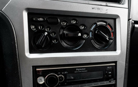 Daewoo Nexia I рестайлинг, 2008 год, 300 000 рублей, 14 фотография