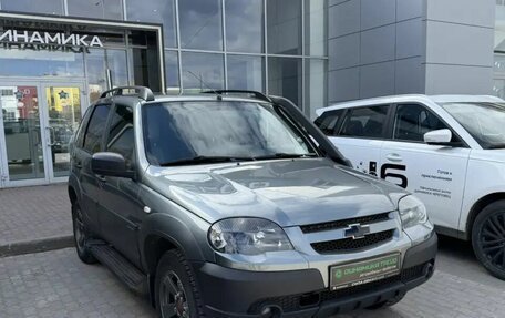 Chevrolet Niva I рестайлинг, 2020 год, 972 000 рублей, 3 фотография