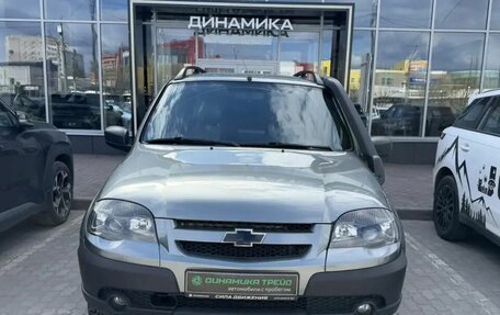 Chevrolet Niva I рестайлинг, 2020 год, 972 000 рублей, 2 фотография