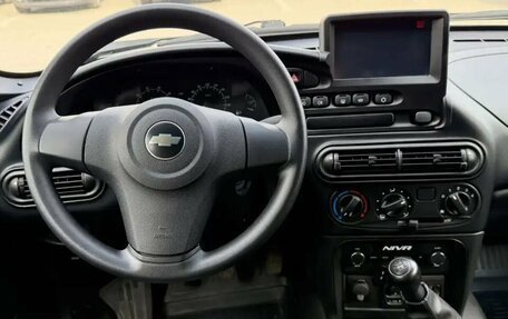 Chevrolet Niva I рестайлинг, 2020 год, 972 000 рублей, 11 фотография
