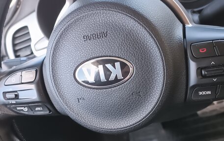 KIA Rio IV, 2018 год, 1 300 000 рублей, 3 фотография