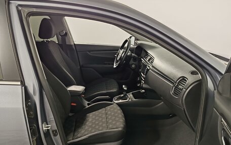 KIA Rio IV, 2018 год, 1 379 000 рублей, 21 фотография