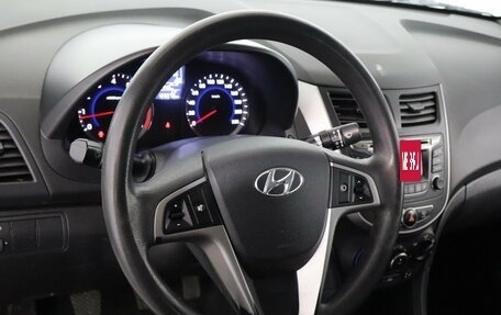 Hyundai Solaris II рестайлинг, 2015 год, 709 000 рублей, 9 фотография