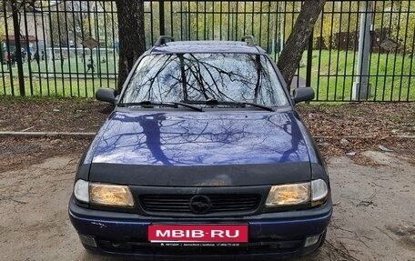 Opel Astra F, 1997 год, 120 000 рублей, 1 фотография