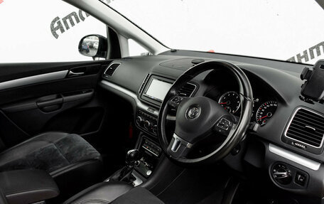 Volkswagen Sharan II, 2012 год, 1 380 000 рублей, 12 фотография