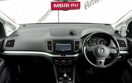 Volkswagen Sharan II, 2012 год, 1 380 000 рублей, 13 фотография