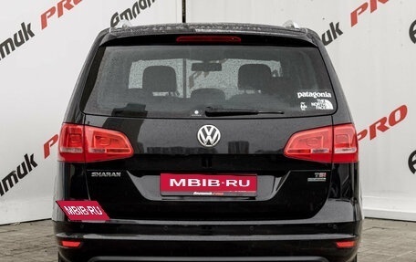 Volkswagen Sharan II, 2012 год, 1 380 000 рублей, 6 фотография
