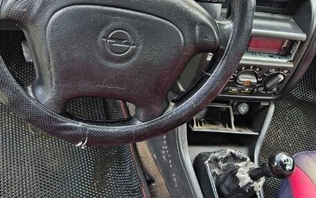Opel Astra F, 1997 год, 120 000 рублей, 3 фотография