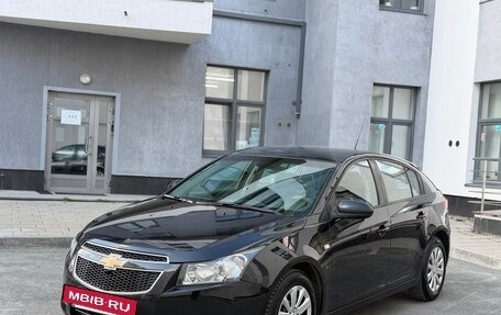 Chevrolet Cruze II, 2012 год, 695 000 рублей, 2 фотография