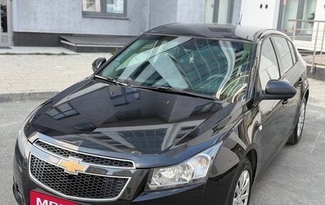 Chevrolet Cruze II, 2012 год, 695 000 рублей, 3 фотография