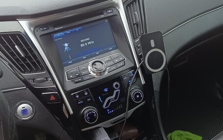 Hyundai Sonata VI, 2012 год, 830 000 рублей, 10 фотография