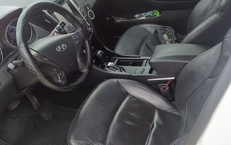 Hyundai Sonata VI, 2012 год, 830 000 рублей, 11 фотография