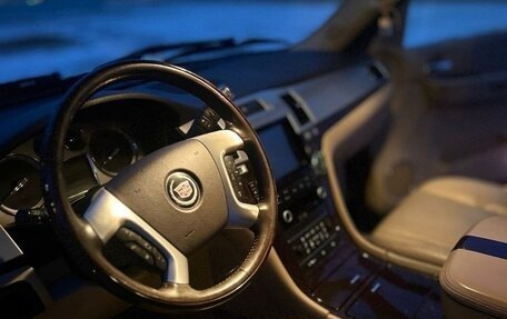 Cadillac Escalade III, 2008 год, 1 800 000 рублей, 14 фотография