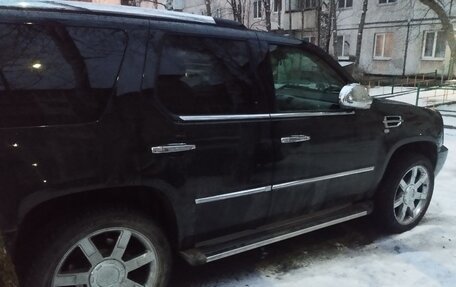 Cadillac Escalade III, 2008 год, 1 800 000 рублей, 22 фотография
