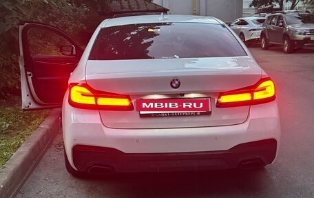 BMW 5 серия, 2021 год, 5 700 000 рублей, 4 фотография