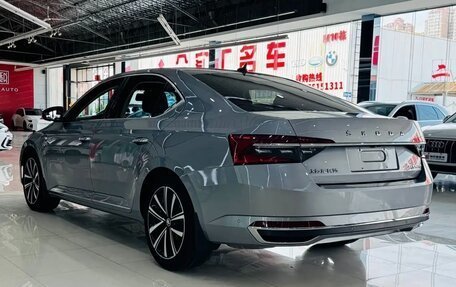 Skoda Superb III рестайлинг, 2022 год, 2 390 000 рублей, 4 фотография