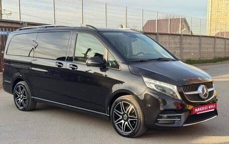 Mercedes-Benz V-Класс, 2021 год, 4 700 000 рублей, 6 фотография