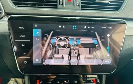 Skoda Superb III рестайлинг, 2022 год, 2 390 000 рублей, 10 фотография