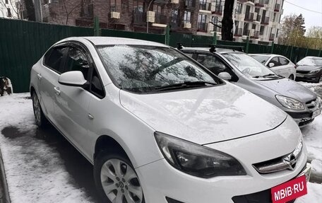 Opel Astra J, 2014 год, 1 200 000 рублей, 5 фотография