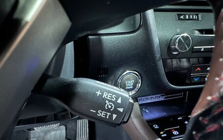 Lexus RX IV рестайлинг, 2018 год, 3 650 000 рублей, 30 фотография