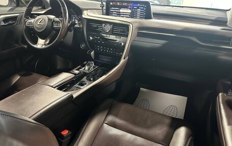 Lexus RX IV рестайлинг, 2018 год, 3 650 000 рублей, 29 фотография