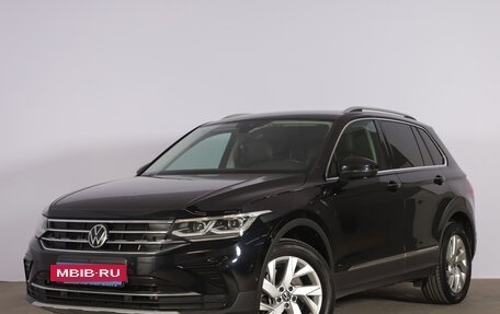 Volkswagen Tiguan II, 2021 год, 3 599 000 рублей, 4 фотография