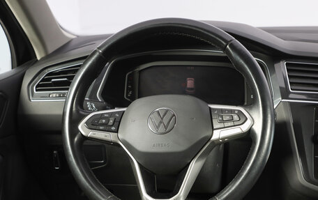 Volkswagen Tiguan II, 2021 год, 3 599 000 рублей, 12 фотография