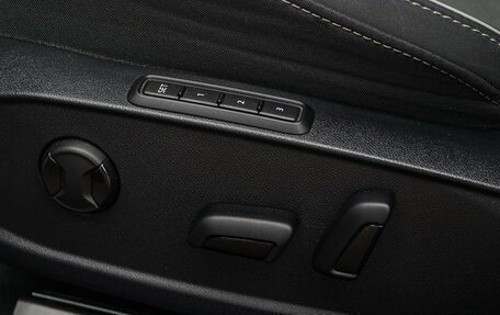 Volkswagen Golf VIII, 2021 год, 2 900 000 рублей, 17 фотография